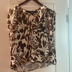 Ann Taylor sleeveless top.